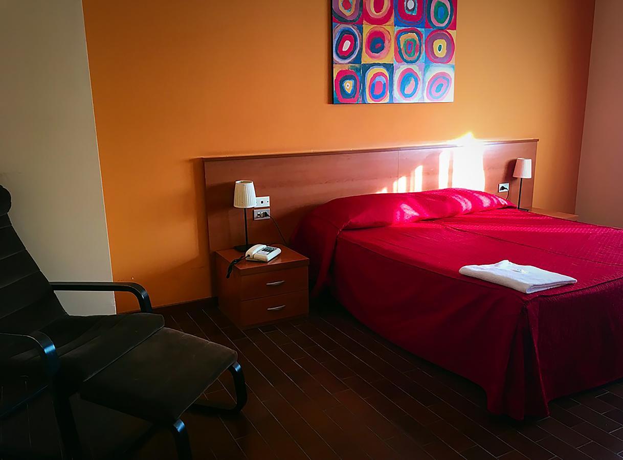 Hotel Forum Rozzano Esterno foto