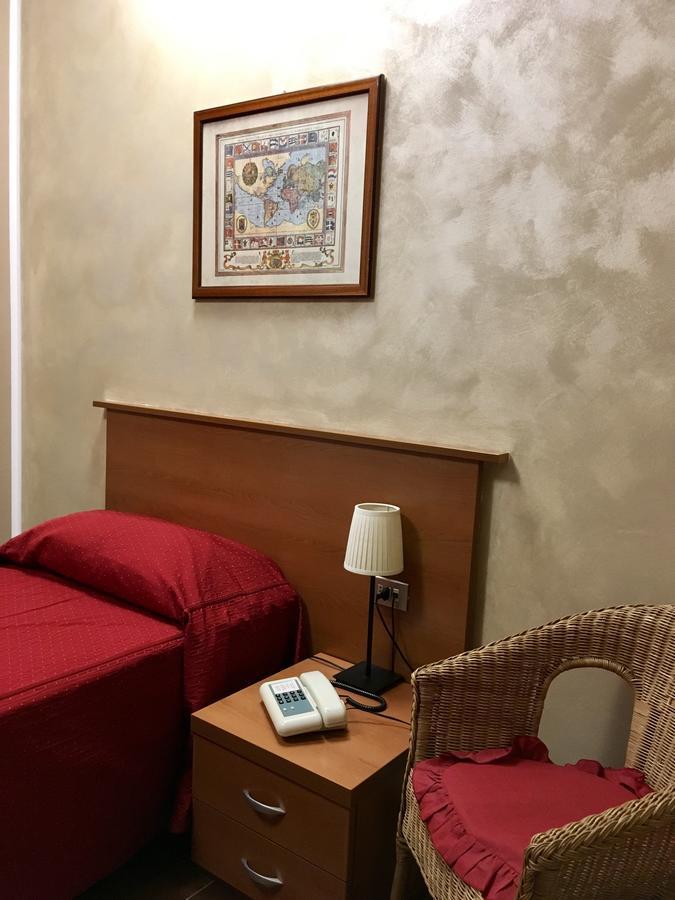 Hotel Forum Rozzano Esterno foto