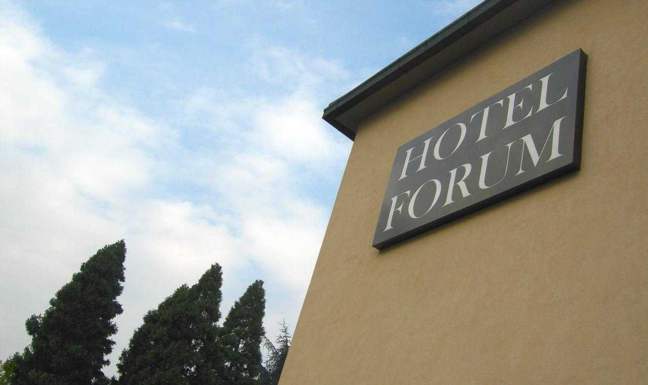 Hotel Forum Rozzano Esterno foto